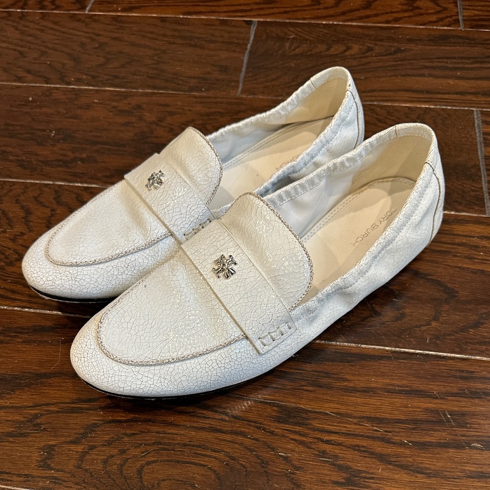 Tory Burch Ballet Loafer in Shiny White - Picture 3 of 5